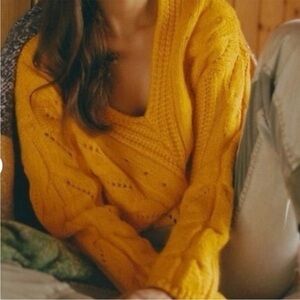 Anthropologie Yellow Gold Ramona V-Neck Cable Knit Sweater